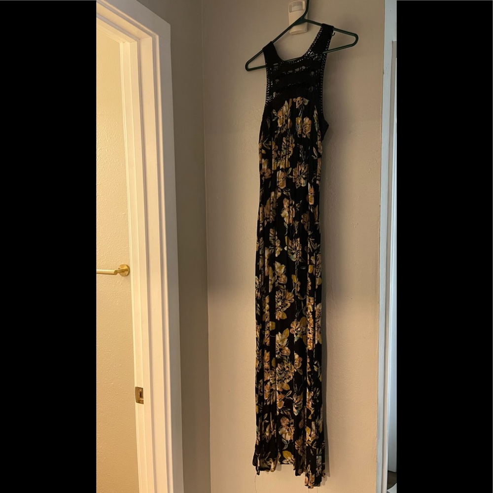 O’Neill floral maxi dress- Size Medium